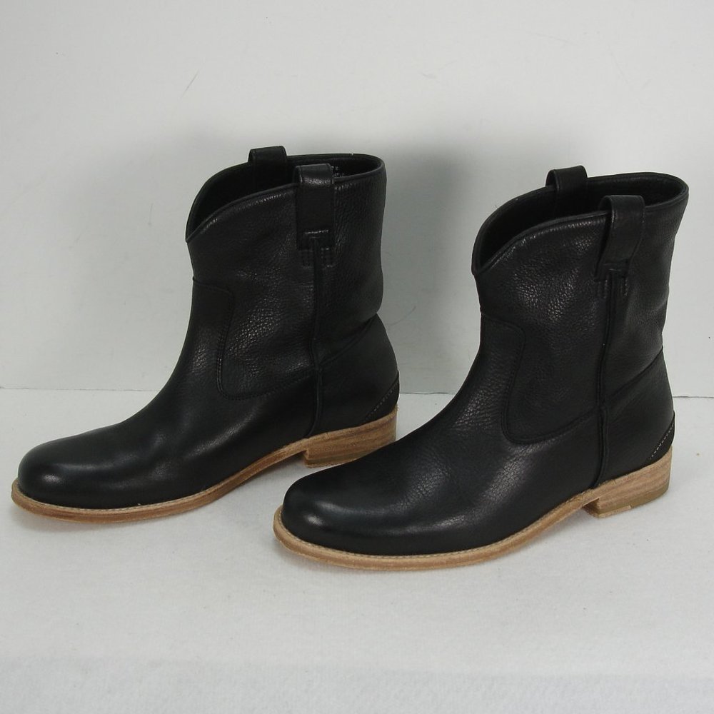NEW ARIAT TWO24 BLACK LEATHER ANKLE BOOTS 7 B